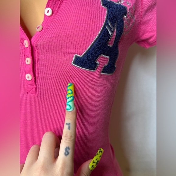A-Embellished Pink Aeropostale Short Sleeve Top - Picture 3 of 6